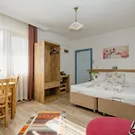 Azra & Appart hôtel İmroz