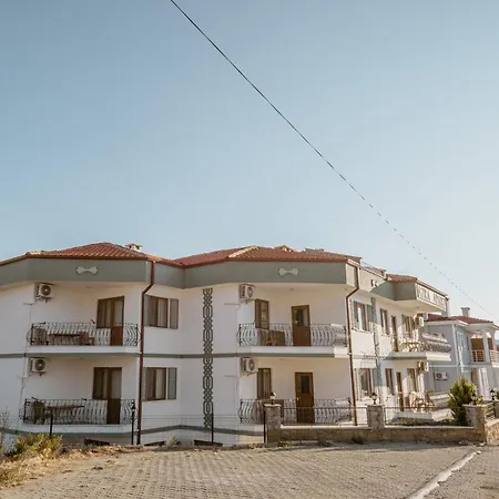 Azra & Lejlighedshotel İmroz