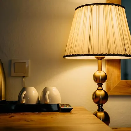 Azra & Lejlighedshotel İmroz