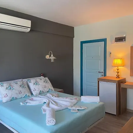Apart Otel Azra & 3*