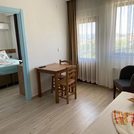 Azra & Lejlighedshotel