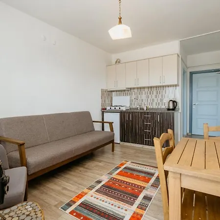 Aparthotel Azra &