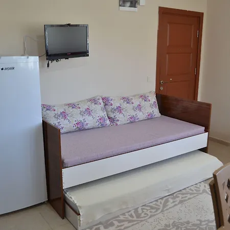 Azra & Lejlighedshotel İmroz